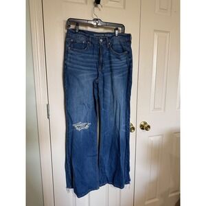 American Eagle Low-Rise Baggy Flare Jeans Womens 6 Regular Distressed Blue Denim
